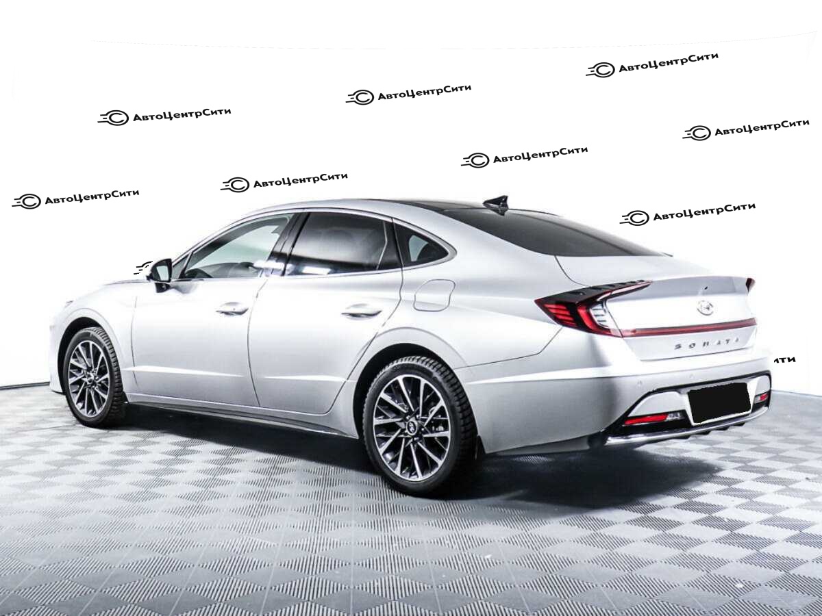 Hyundai Sonata с пробегом — 2021 год. Фото: #6