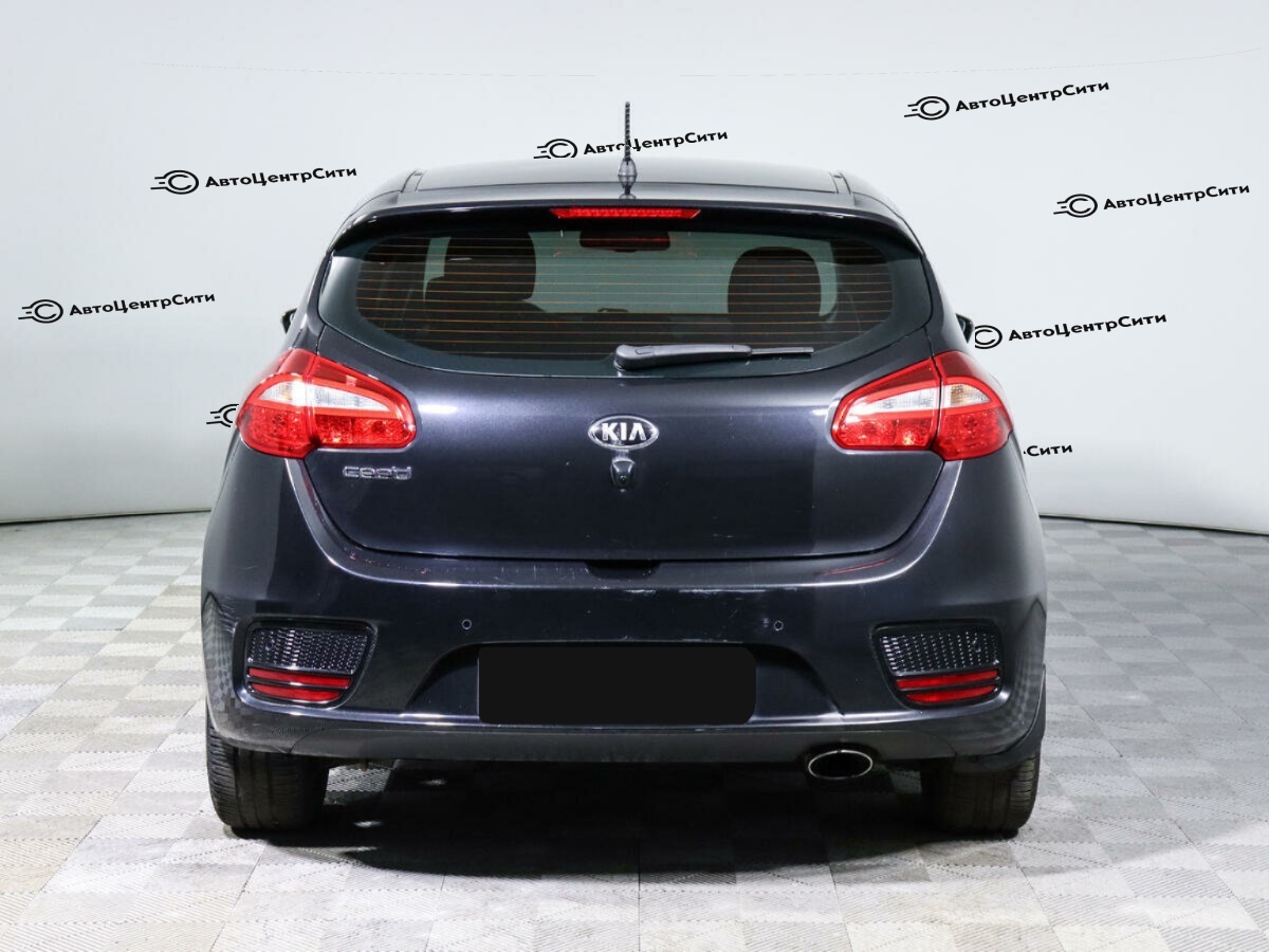 Kia Ceed с пробегом — 2015 год. Фото: #5