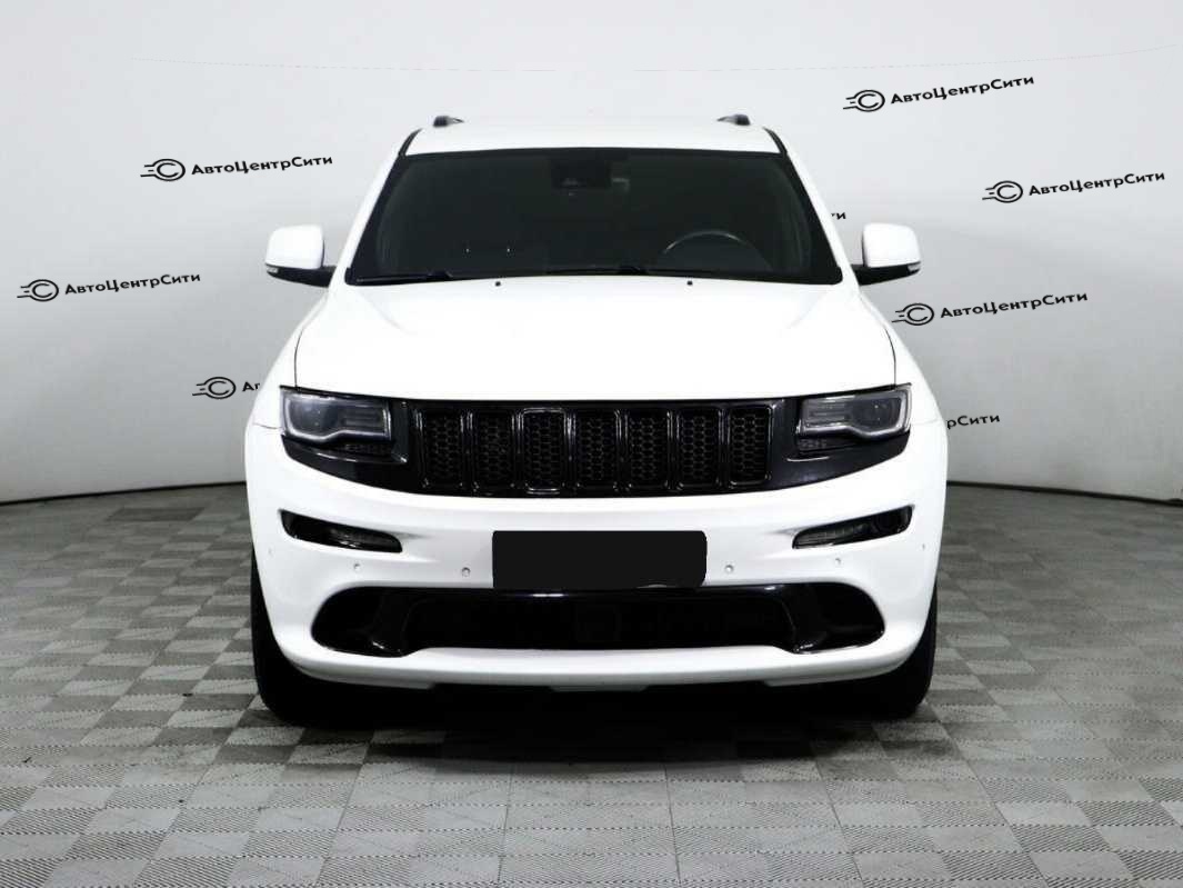 Jeep Grand Cherokee с пробегом — 2018 год. Фото: #1