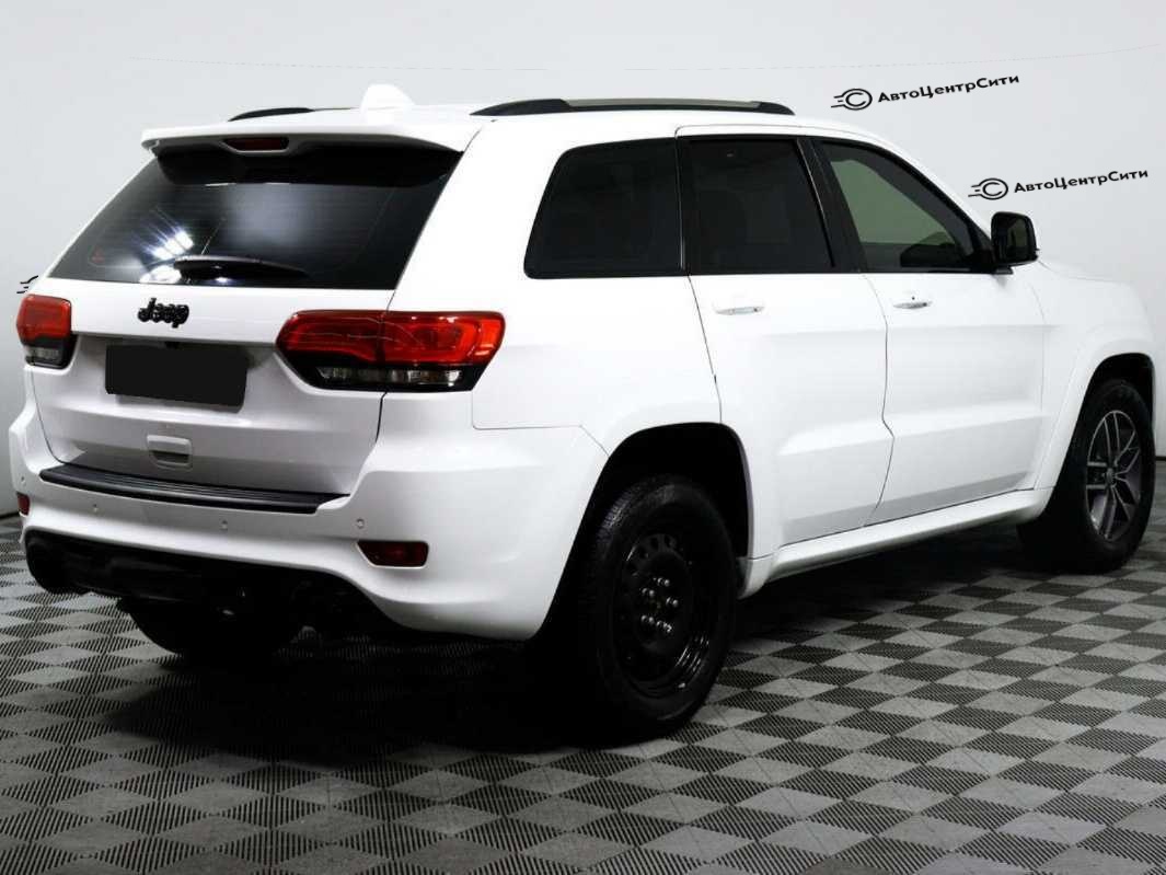 Jeep Grand Cherokee с пробегом — 2018 год. Фото: #4