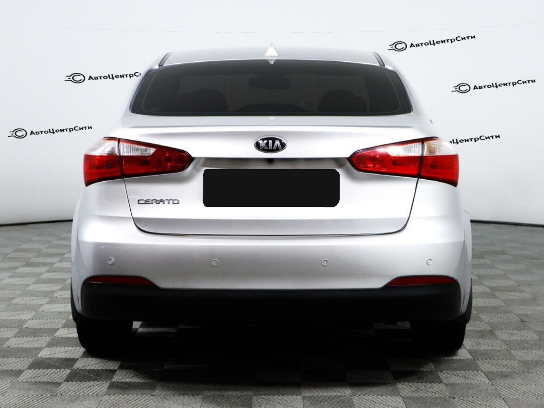 Kia Cerato с пробегом — 2014 год. Фото: #5