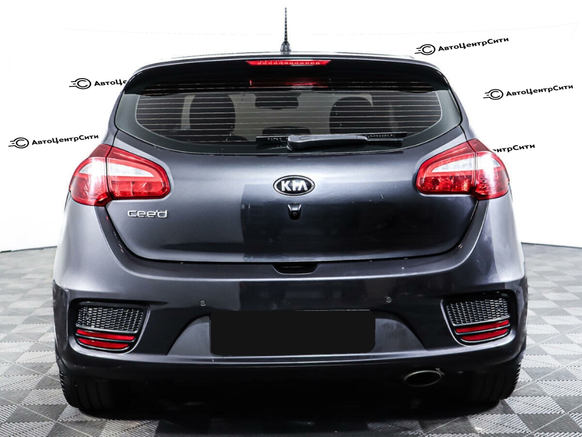 Kia Ceed с пробегом — 2015 год. Фото: #5