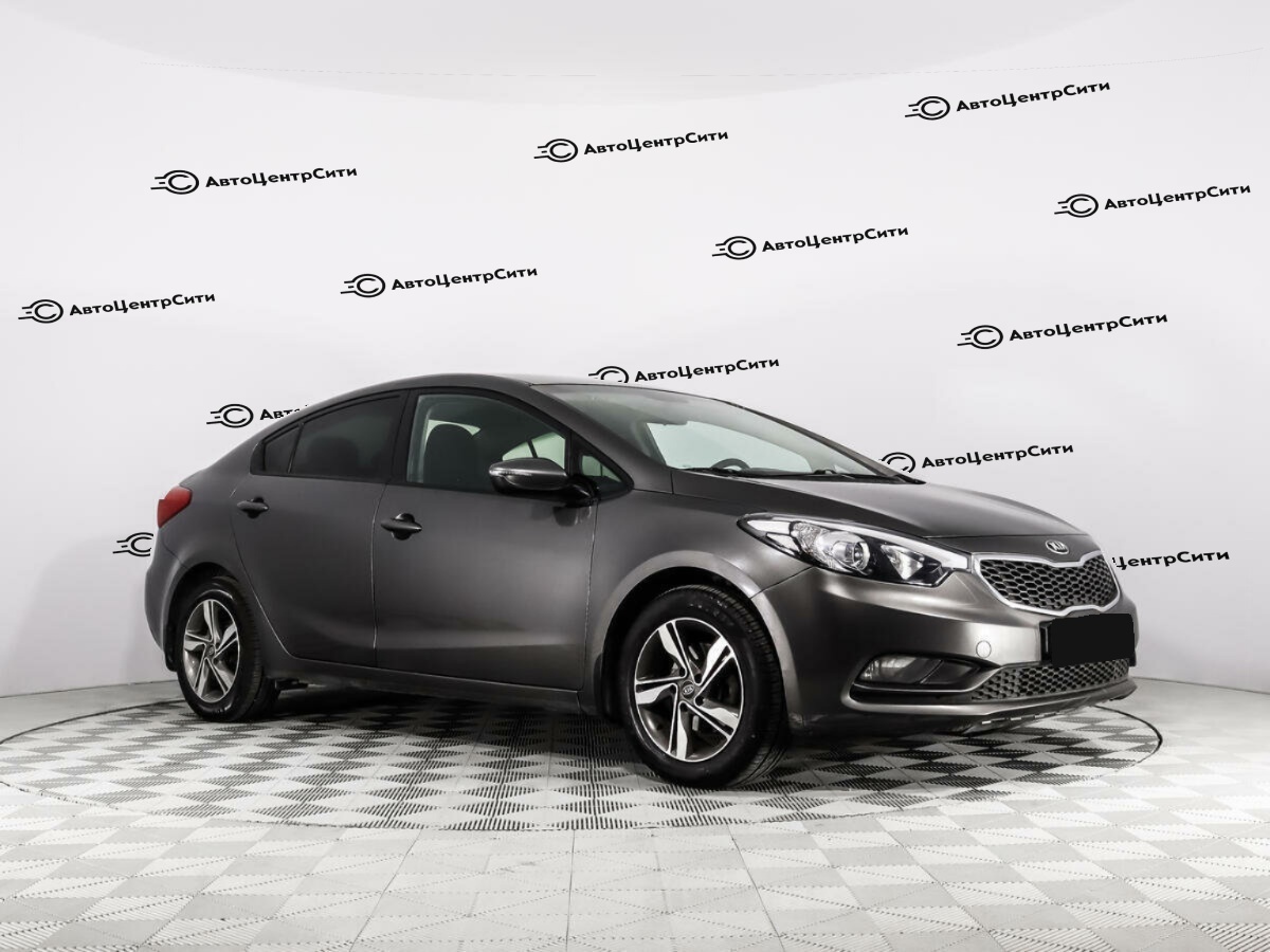 Kia Cerato с пробегом — 2016 год. Фото: #2
