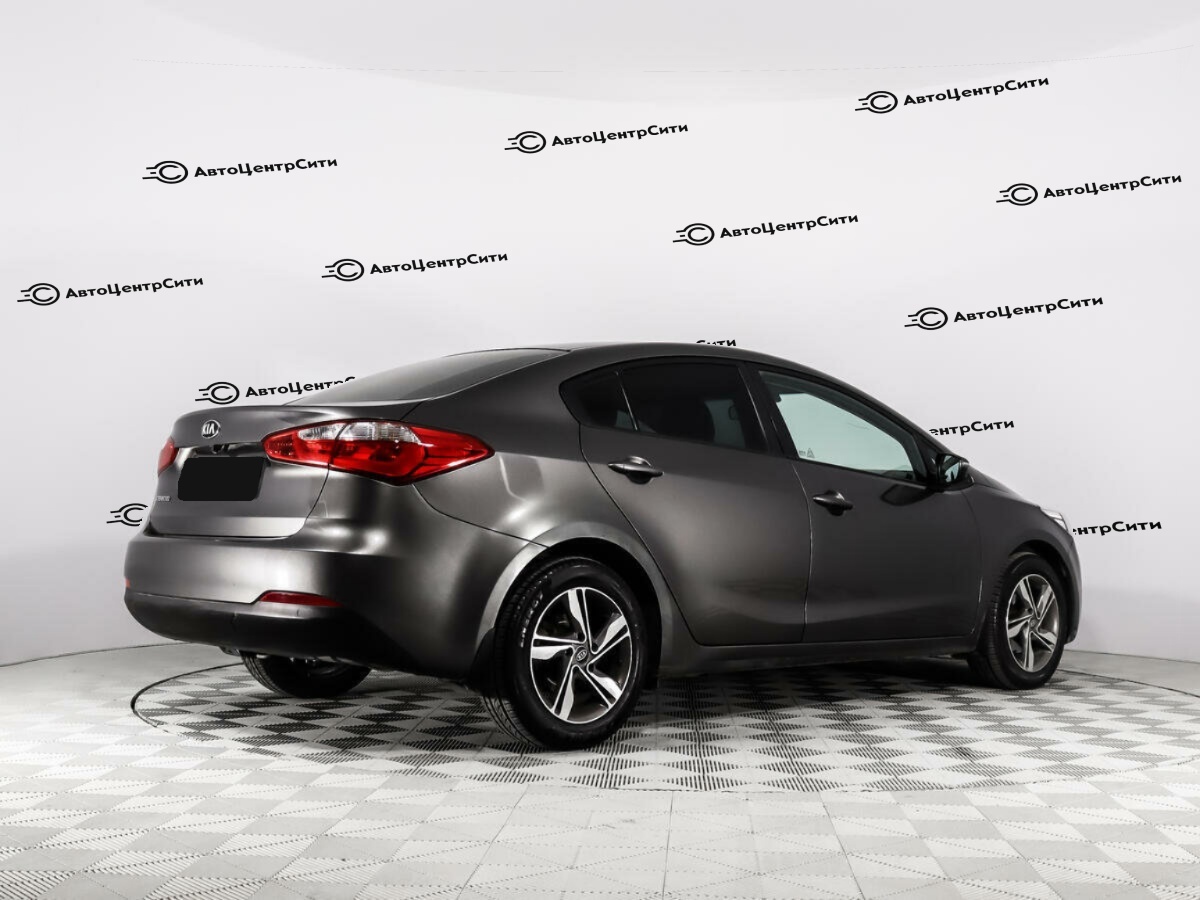 Kia Cerato с пробегом — 2016 год. Фото: #4
