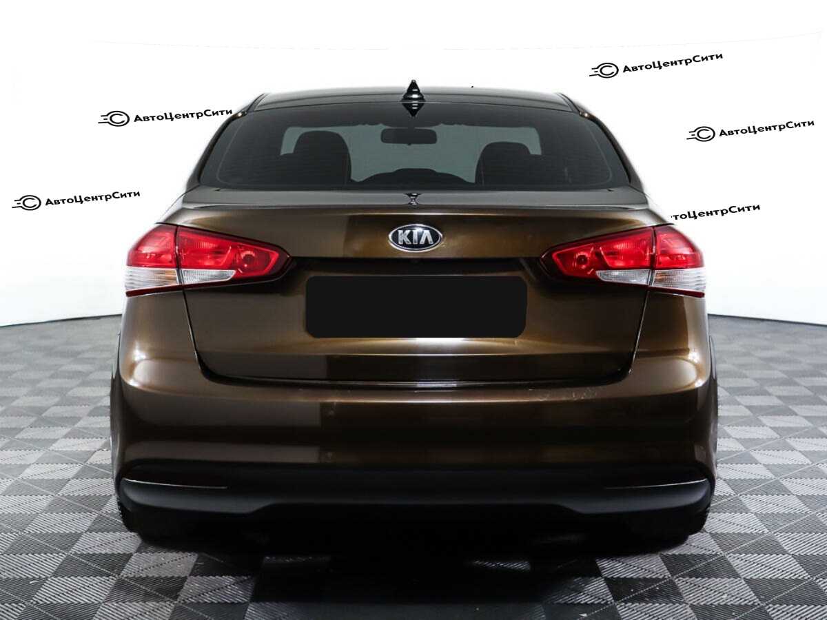 Kia Cerato с пробегом — 2017 год. Фото: #5