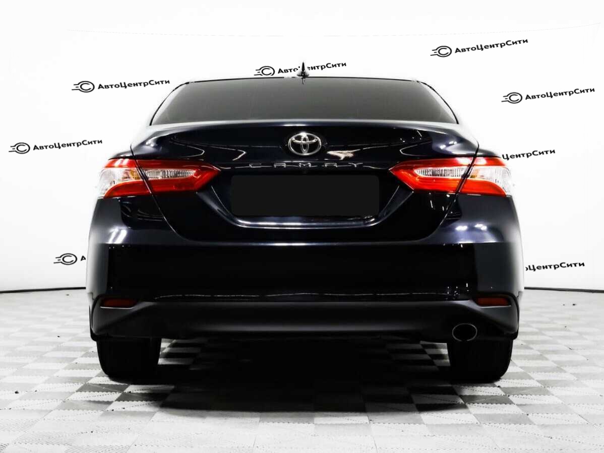 Toyota Camry с пробегом — 2019 год. Фото: #5