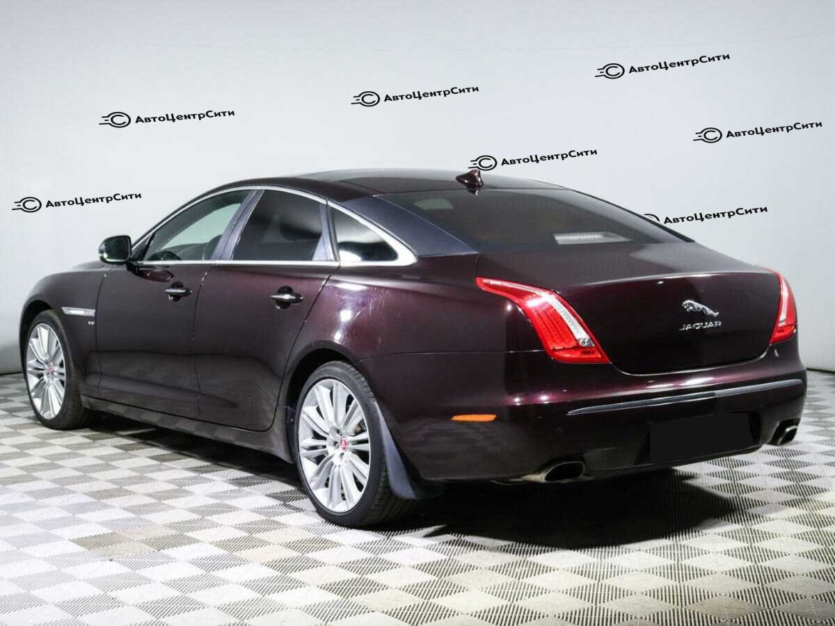 Jaguar XJ с пробегом — 2014 год. Фото: #6