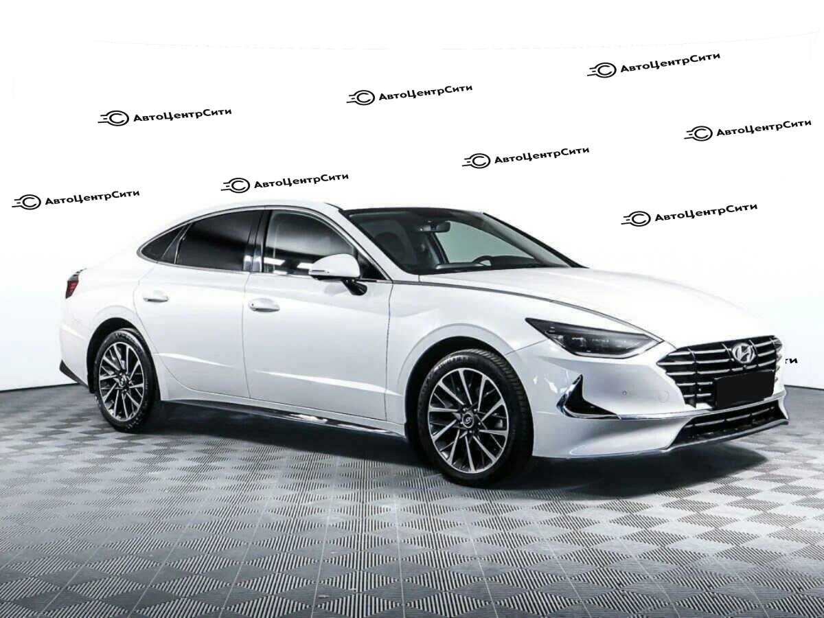 Hyundai Sonata с пробегом — 2020 год. Фото: #2