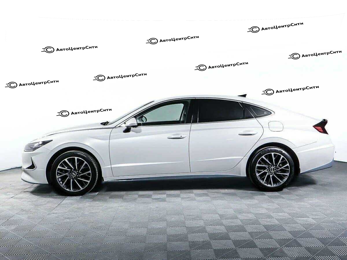 Hyundai Sonata с пробегом — 2020 год. Фото: #7