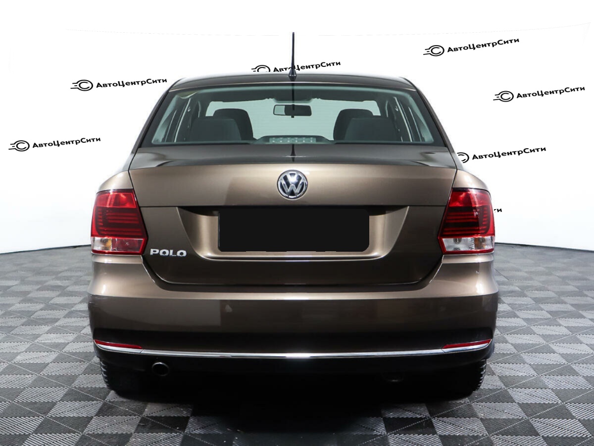 Volkswagen Polo с пробегом — 2016 год. Фото: #5