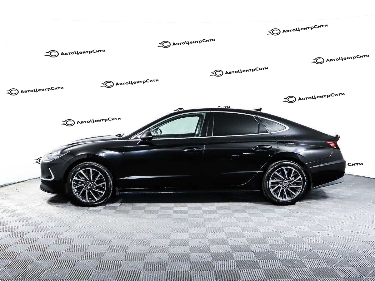 Hyundai Sonata с пробегом — 2022 год. Фото: #7