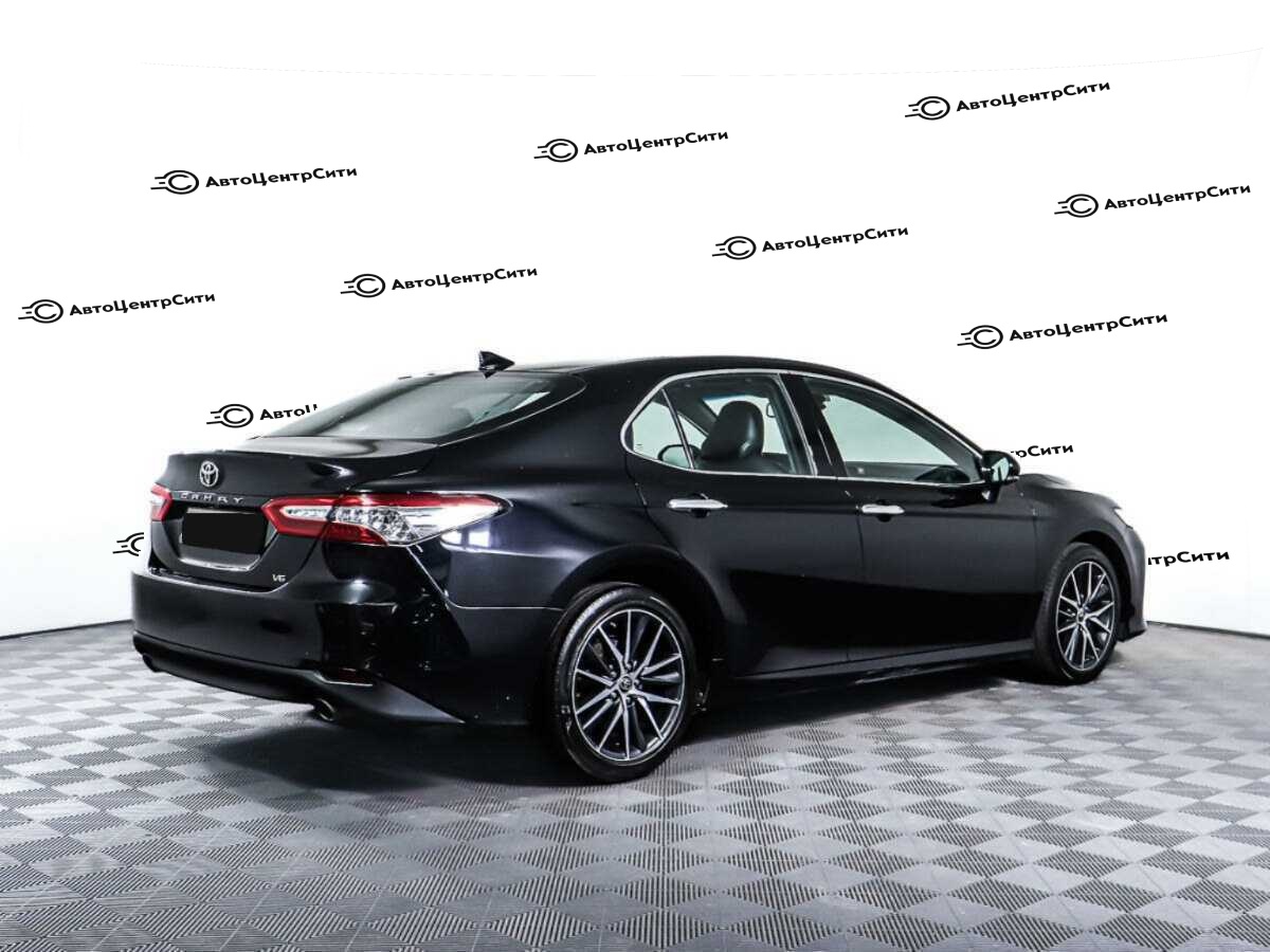 Toyota Camry с пробегом — 2018 год. Фото: #4