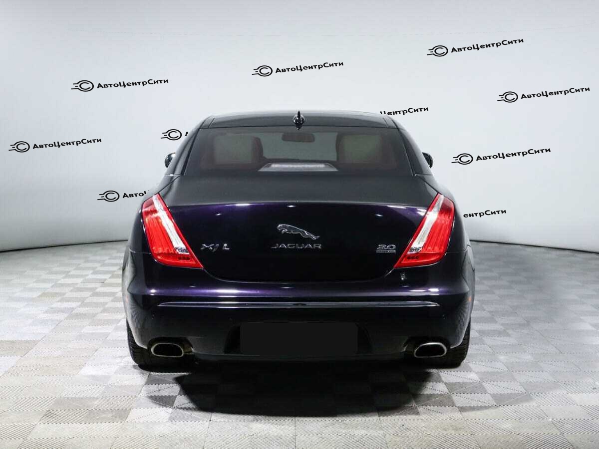 Jaguar XJ с пробегом — 2014 год. Фото: #4
