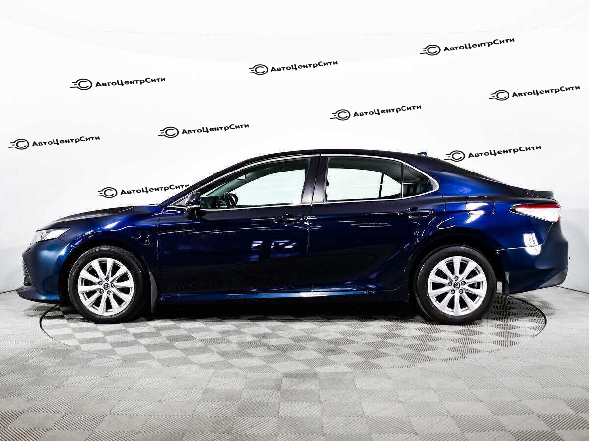 Toyota Camry с пробегом — 2019 год. Фото: #7