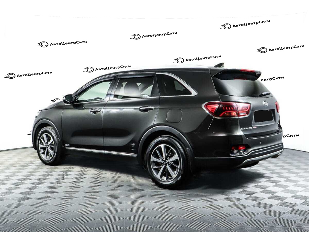 Kia Sorento с пробегом — 2019 год. Фото: #6