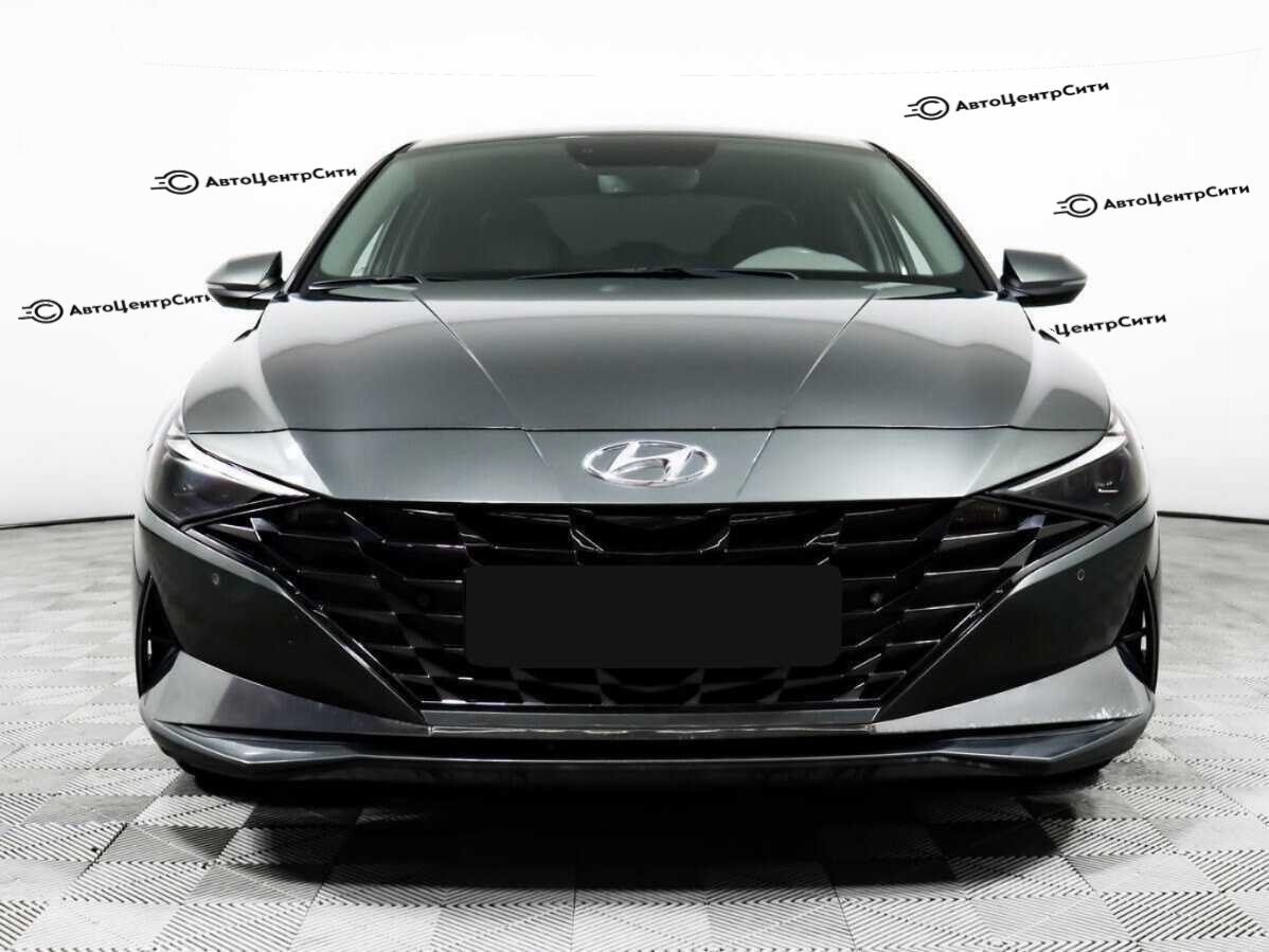 Hyundai Elantra с пробегом — 2021 год. Фото: #1