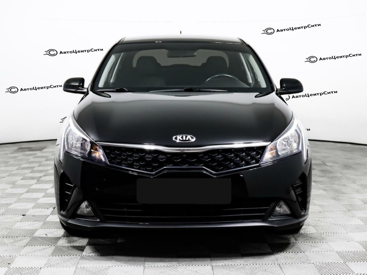 Kia Rio с пробегом — 2020 год. Фото: #1