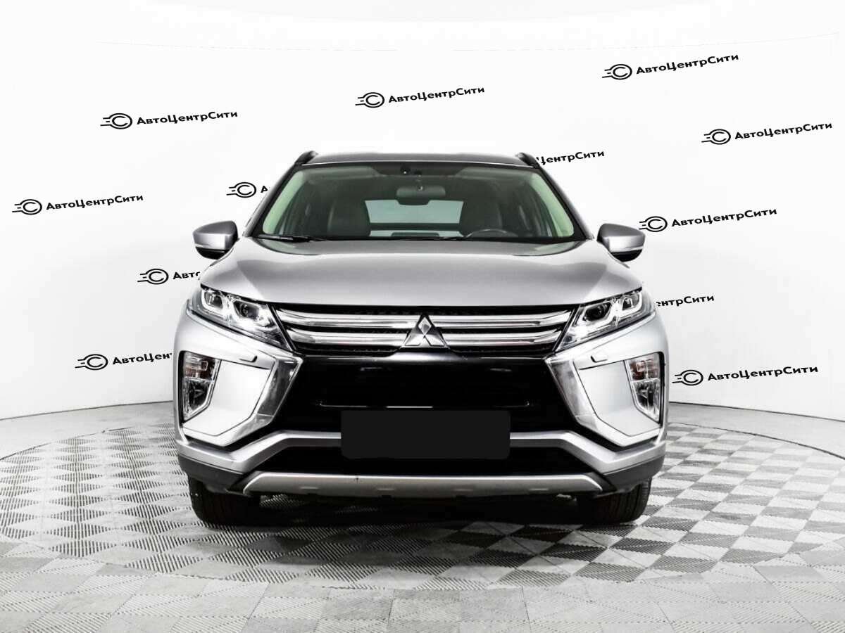 Mitsubishi Eclipse Cross с пробегом — 2018 год. Фото: #1