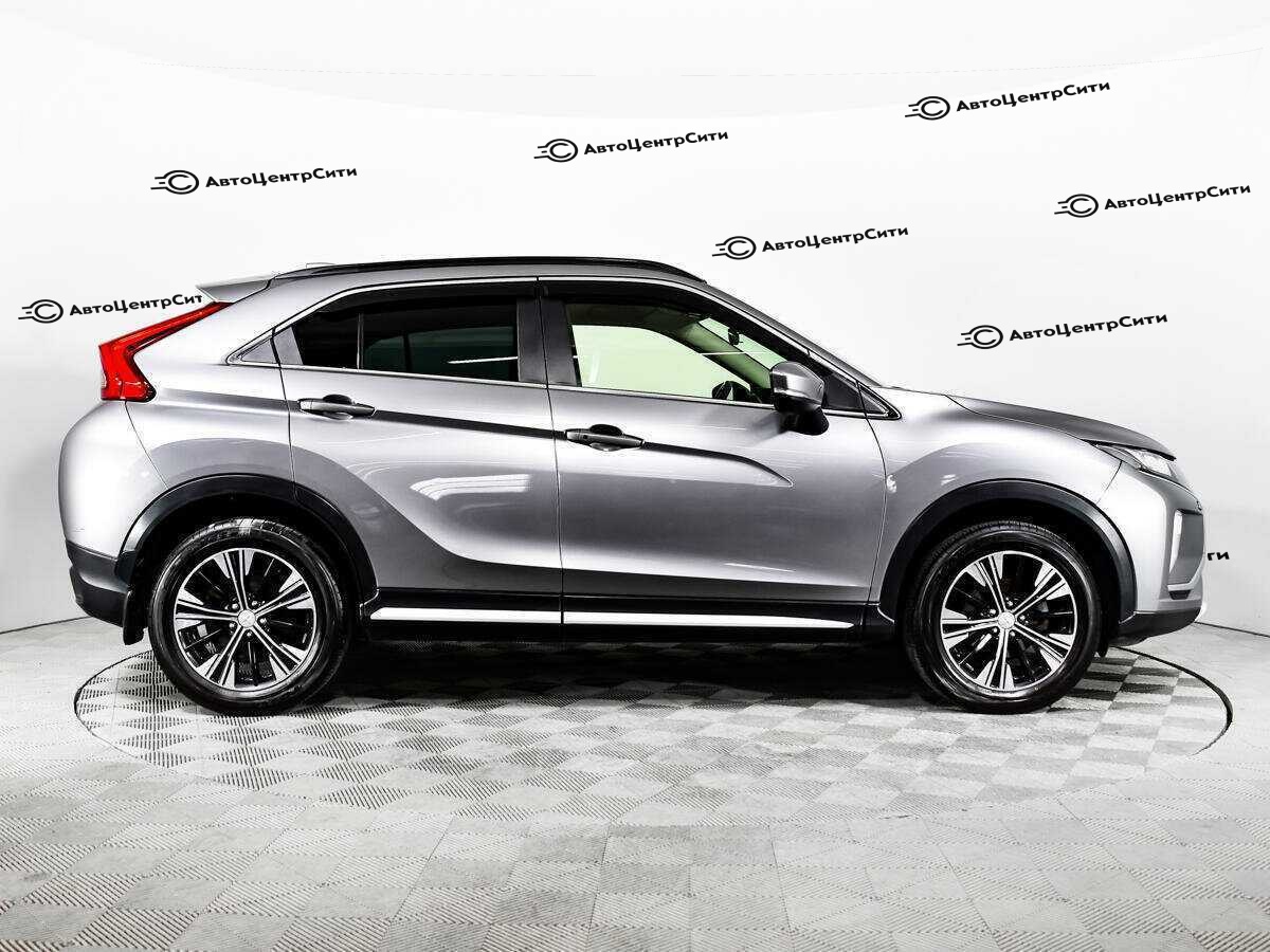 Mitsubishi Eclipse Cross с пробегом — 2018 год. Фото: #3