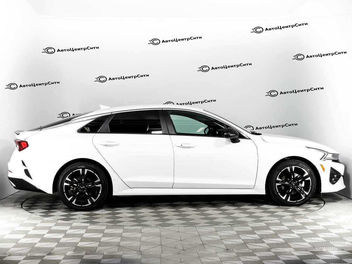 Kia K5 с пробегом — 2021 год. Фото: #3