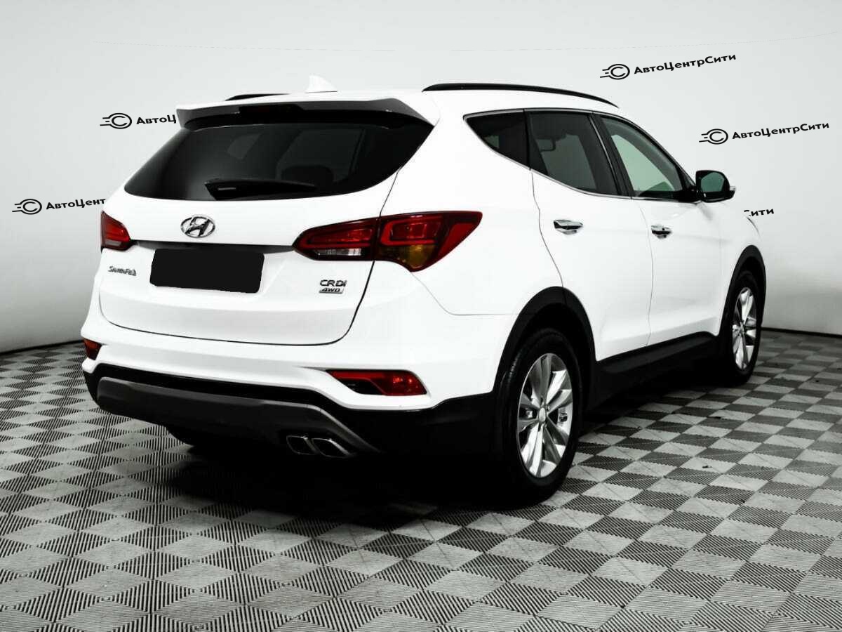 Hyundai Santa Fe с пробегом — 2017 год. Фото: #4