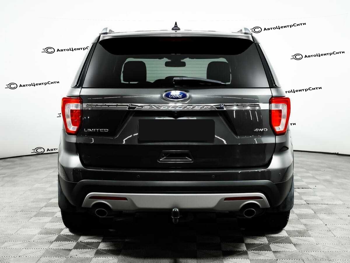 Ford Explorer с пробегом — 2017 год. Фото: #4