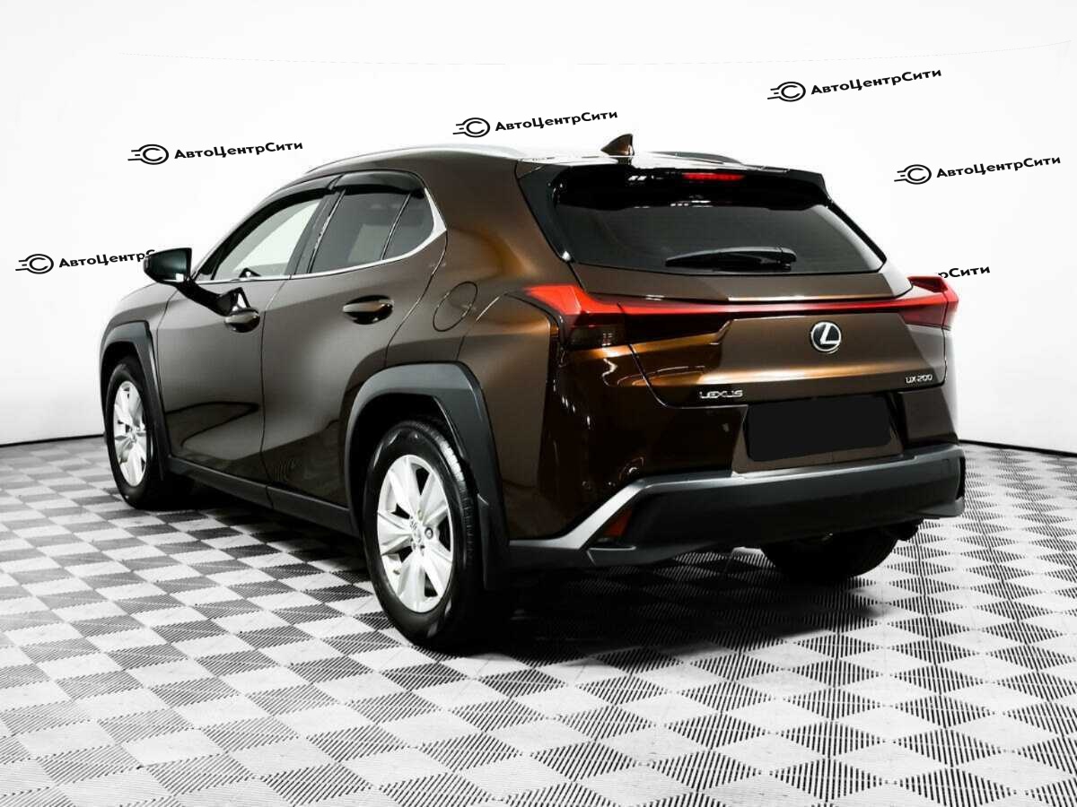Lexus UX с пробегом — 2019 год. Фото: #6