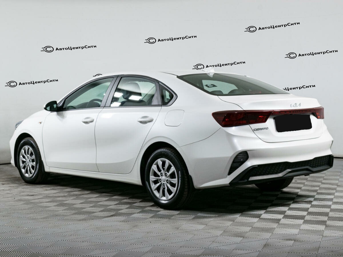 Kia Cerato с пробегом — 2021 год. Фото: #6