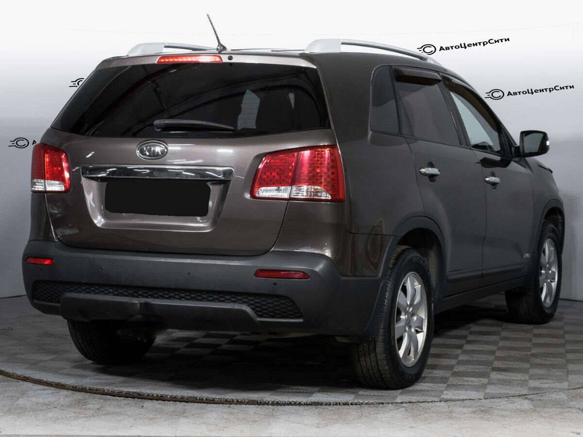 Kia Sorento с пробегом — 2012 год. Фото: #4