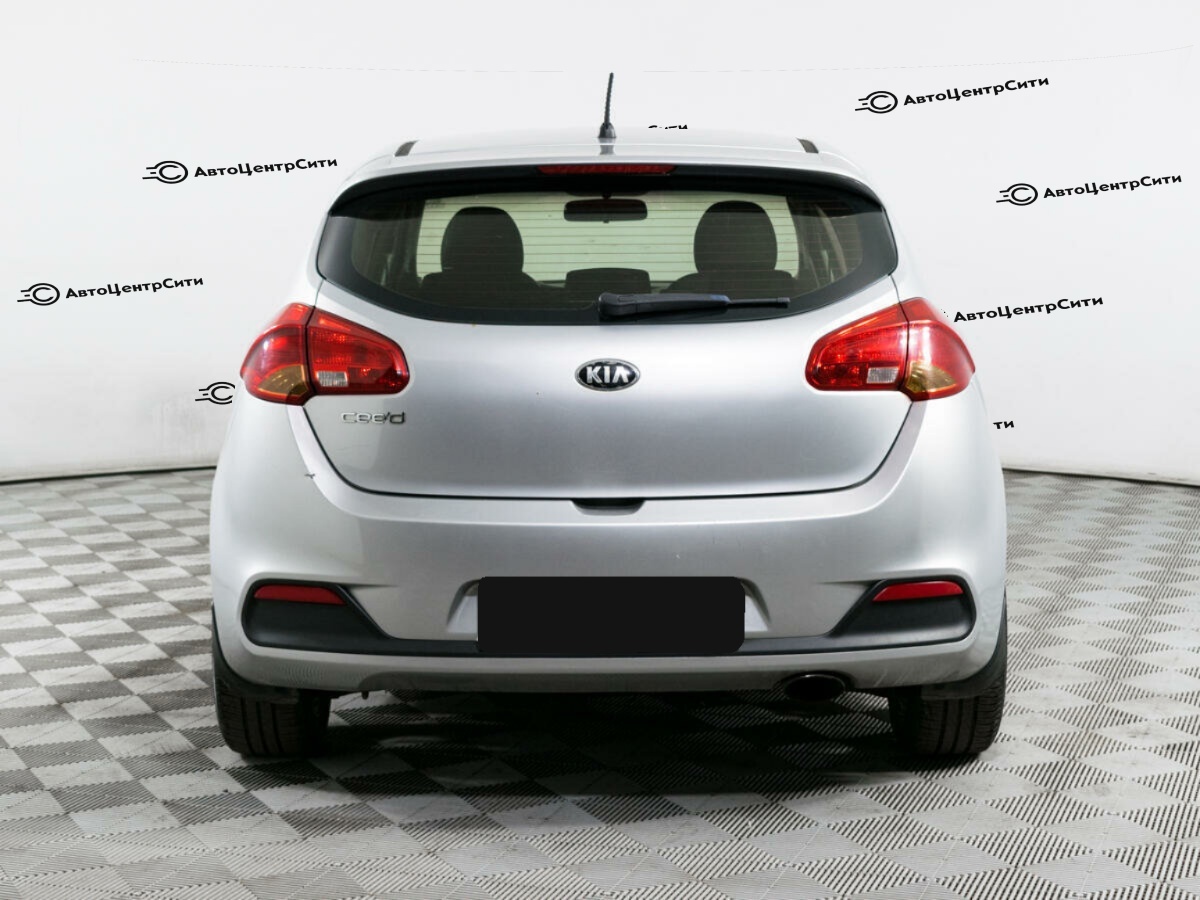 Kia Ceed с пробегом — 2012 год. Фото: #4