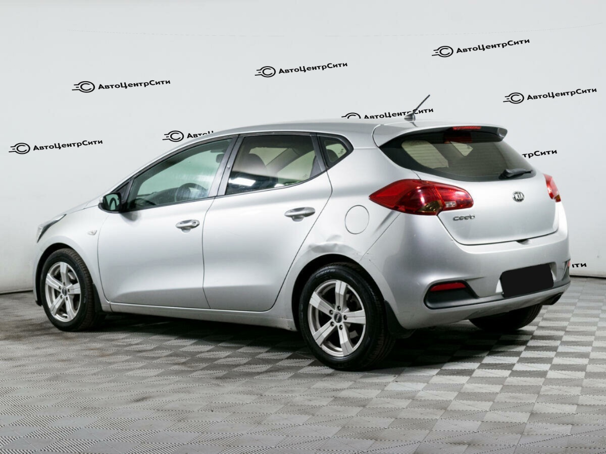 Kia Ceed с пробегом — 2012 год. Фото: #5