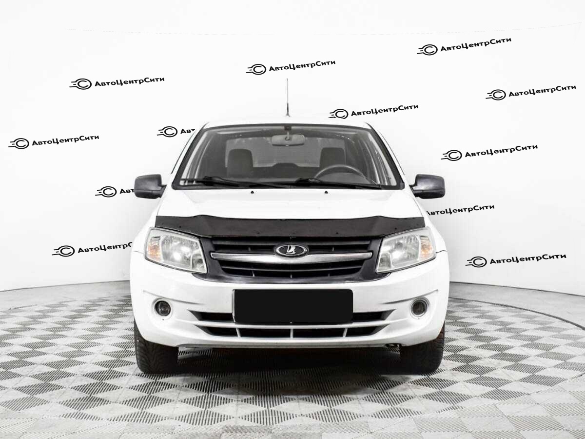 Lada (ВАЗ) Granta с пробегом — 2013 год. Фото: #1