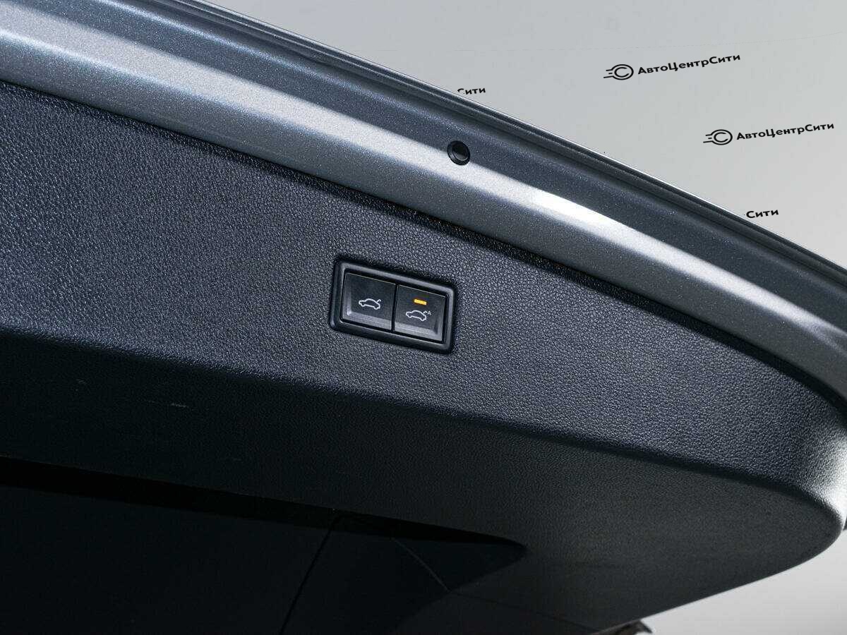 Volkswagen Tiguan с пробегом — 2018 год. Фото: #6