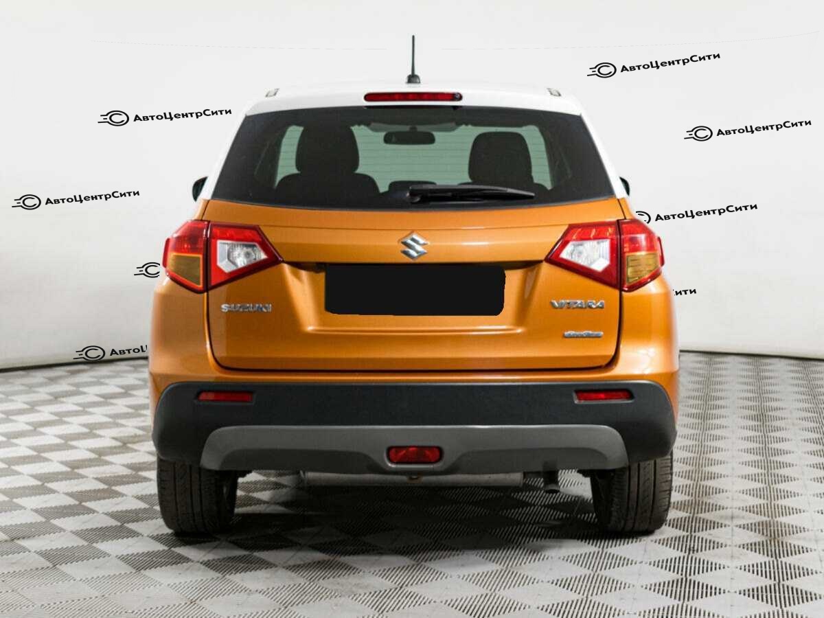 Suzuki Vitara с пробегом — 2015 год. Фото: #4