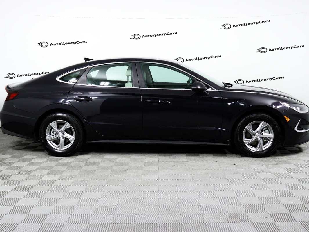 Hyundai Sonata с пробегом — 2022 год. Фото: #3