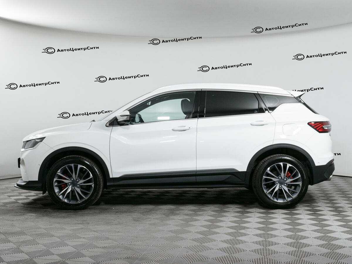 Geely Coolray с пробегом — 2023 год. Фото: #7