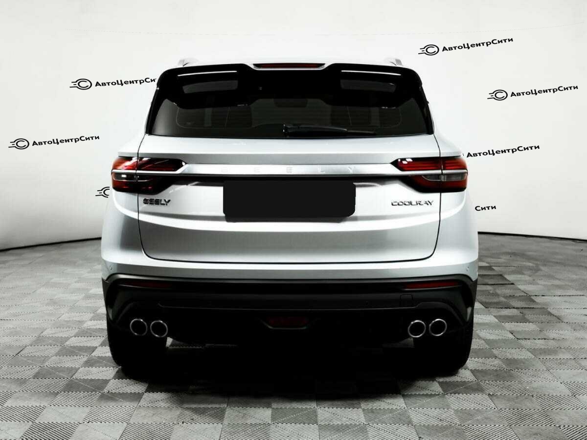 Geely Coolray с пробегом — 2022 год. Фото: #5