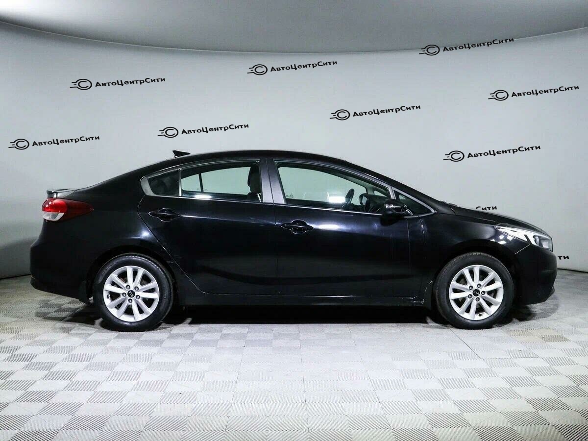 Kia Cerato с пробегом — 2018 год. Фото: #3