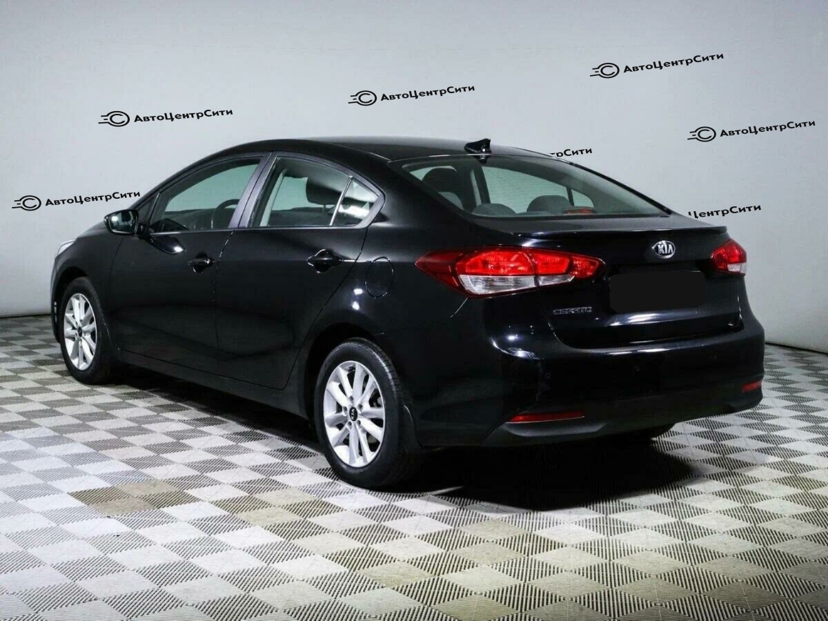 Kia Cerato с пробегом — 2018 год. Фото: #6