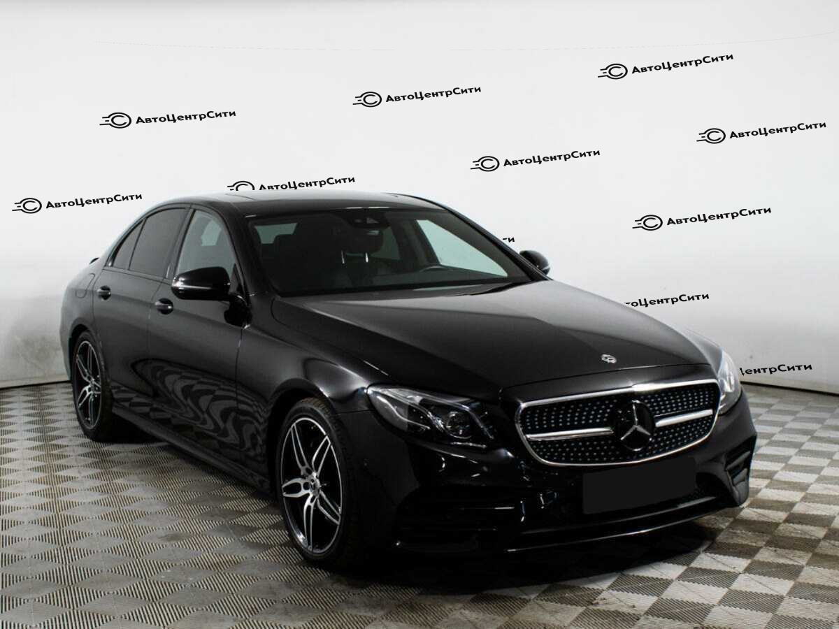 Mercedes-Benz E-Класс с пробегом — 2017 год. Фото: #2