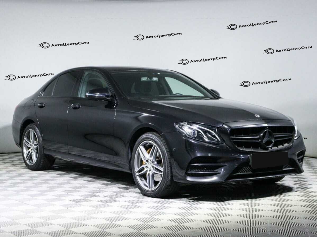 Mercedes-Benz E-Класс с пробегом — 2019 год. Фото: #2