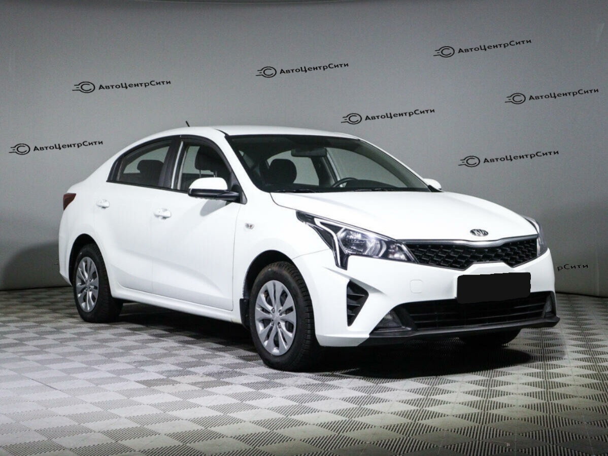 Kia Rio с пробегом — 2021 год. Фото: #2