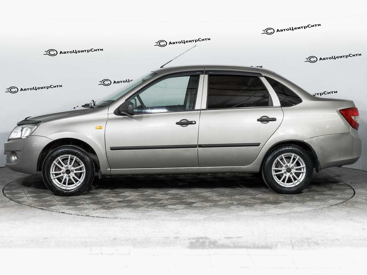 Lada (ВАЗ) Granta с пробегом — 2012 год. Фото: #7