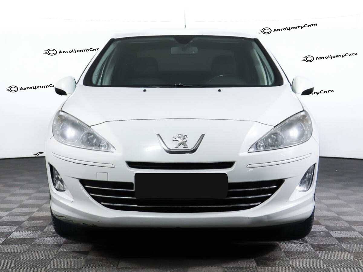 Peugeot 408 с пробегом — 2014 год. Фото: #1