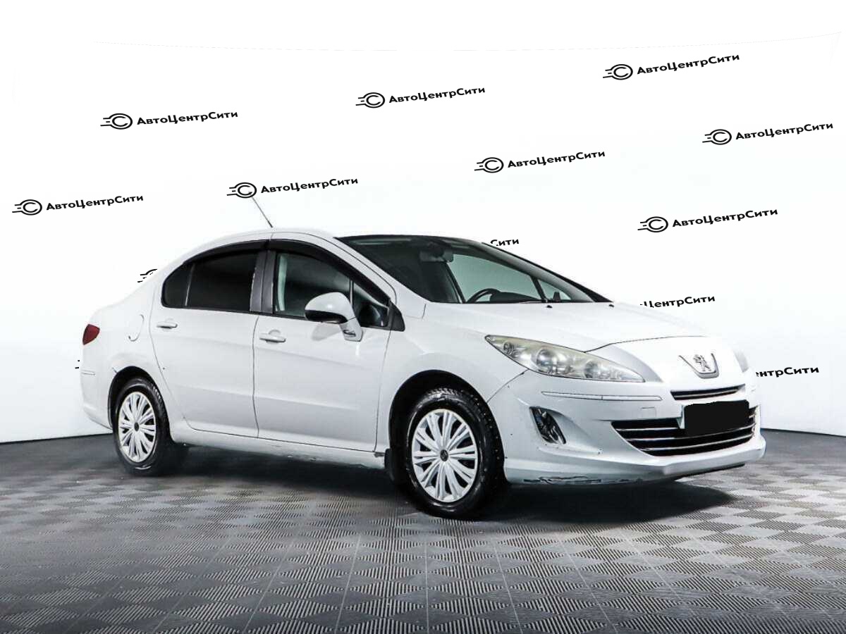 Peugeot 408 с пробегом — 2014 год. Фото: #2