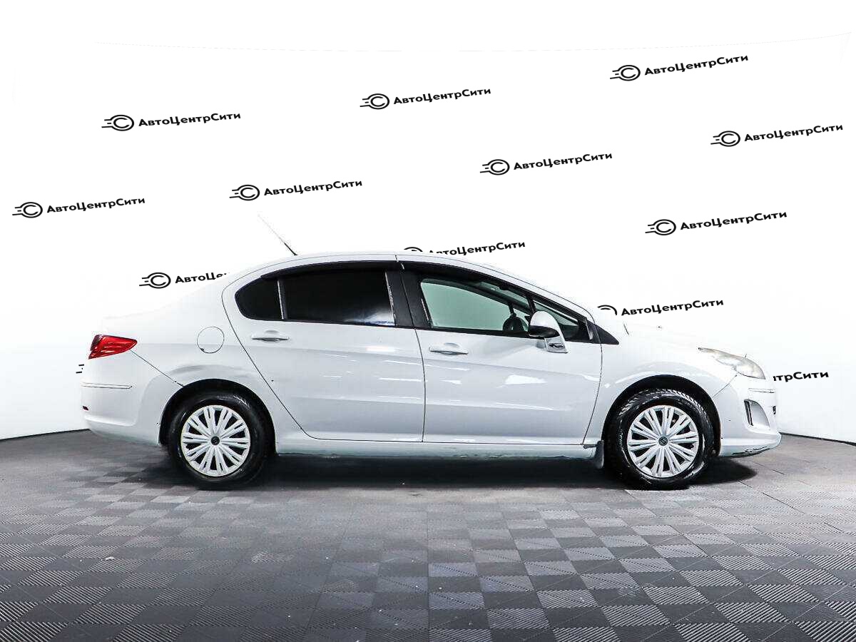 Peugeot 408 с пробегом — 2014 год. Фото: #3