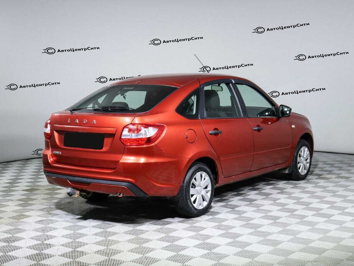 Lada (ВАЗ) Granta с пробегом — 2019 год. Фото: #3