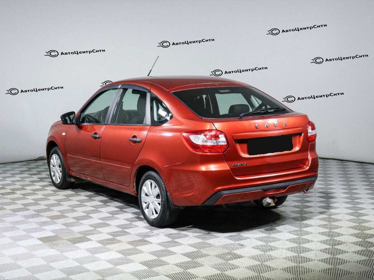 Lada (ВАЗ) Granta с пробегом — 2019 год. Фото: #5