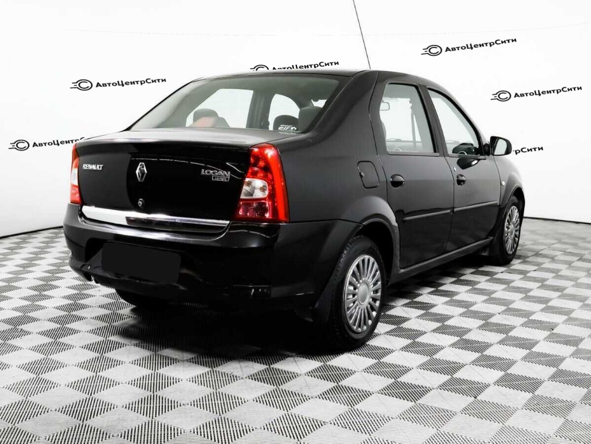 Renault Logan с пробегом — 2012 год. Фото: #4