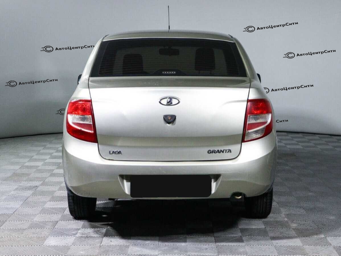 Lada (ВАЗ) Granta с пробегом — 2013 год. Фото: #4